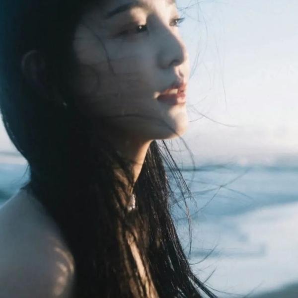 云霄九号 海报